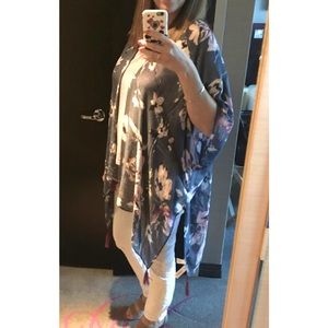 Loft Outlet floral kimono EUC